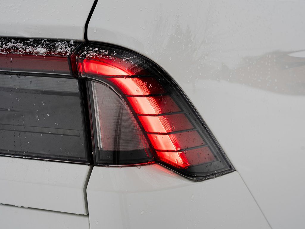 New 2026 White Lincoln Reserve image 19