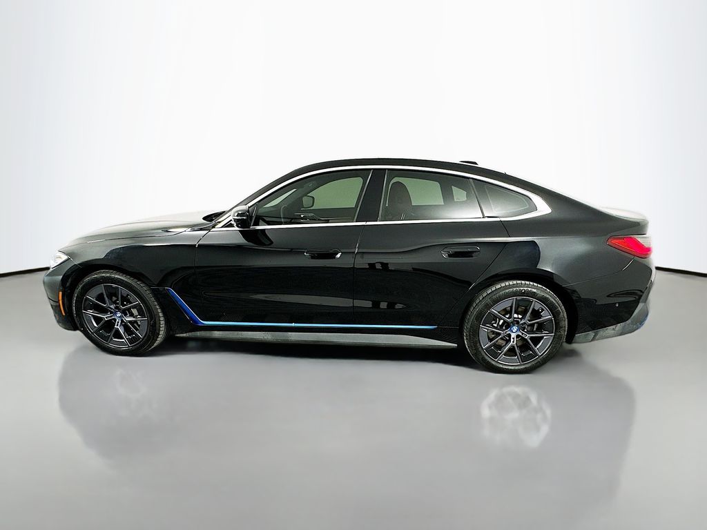Thumbnail: 2023 BMW i4 - 8