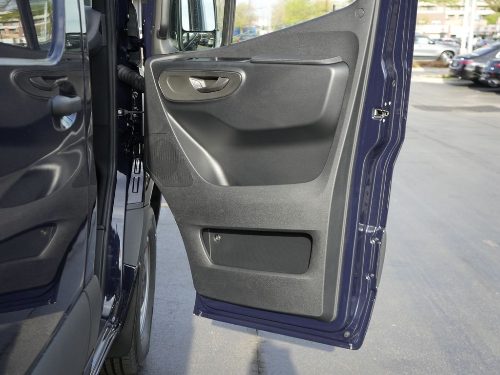 new 2026 Mercedes-Benz Sprinter 2500 car, priced at $61,318