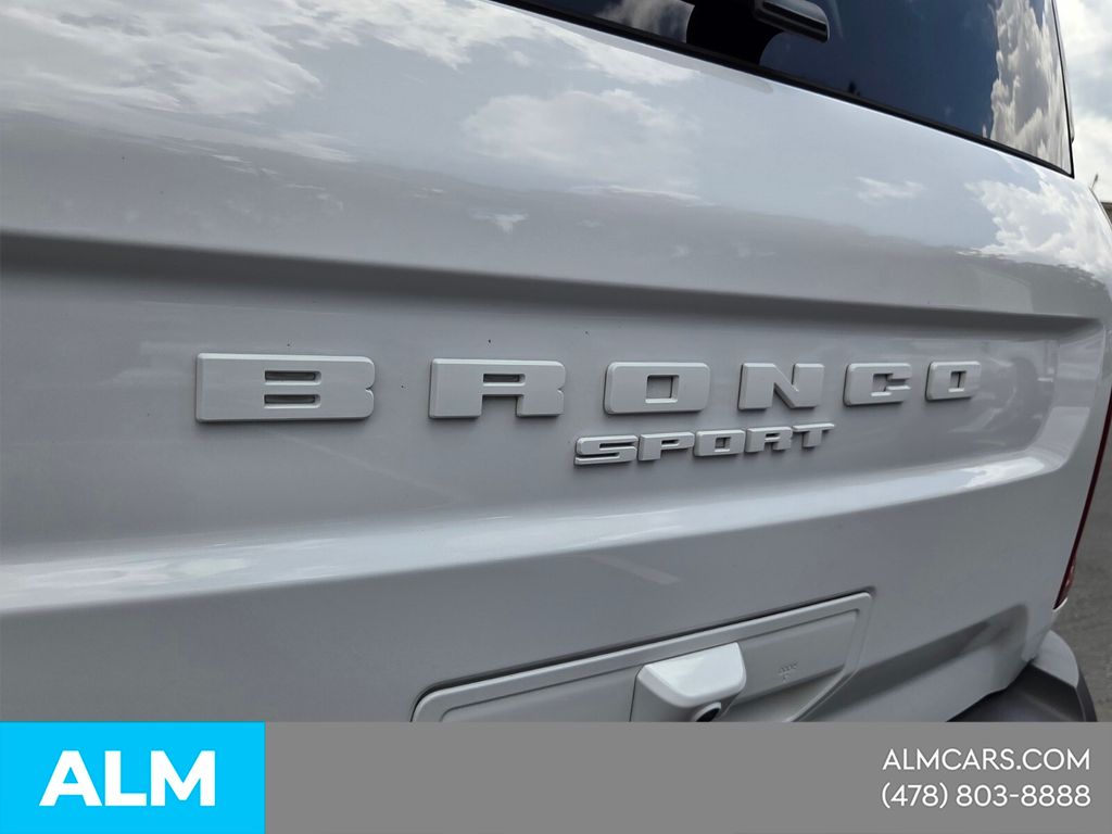 Used 2025 White Ford Outer Banks image 12