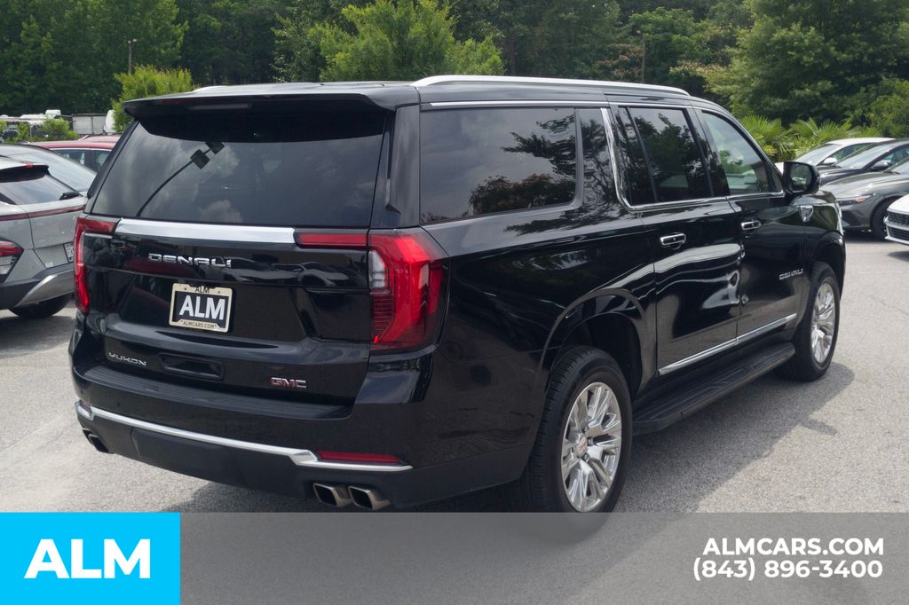 Used 2025 Onyx Black GMC Denali image 5