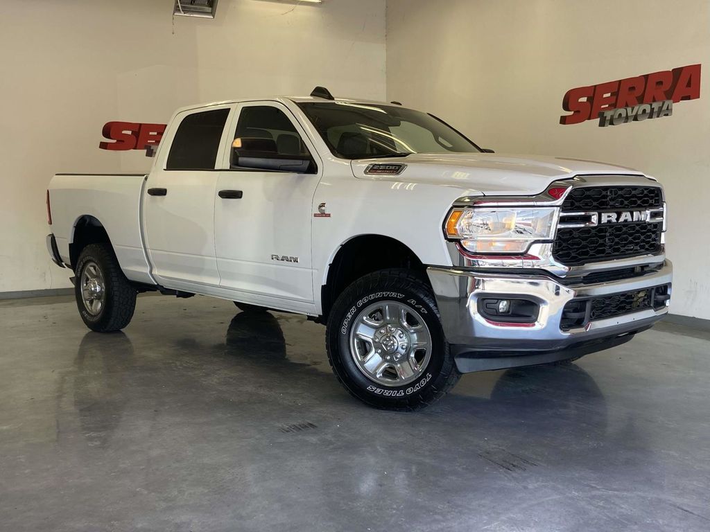 2022 RAM 2500 Tradesman Crew Cab 4WD