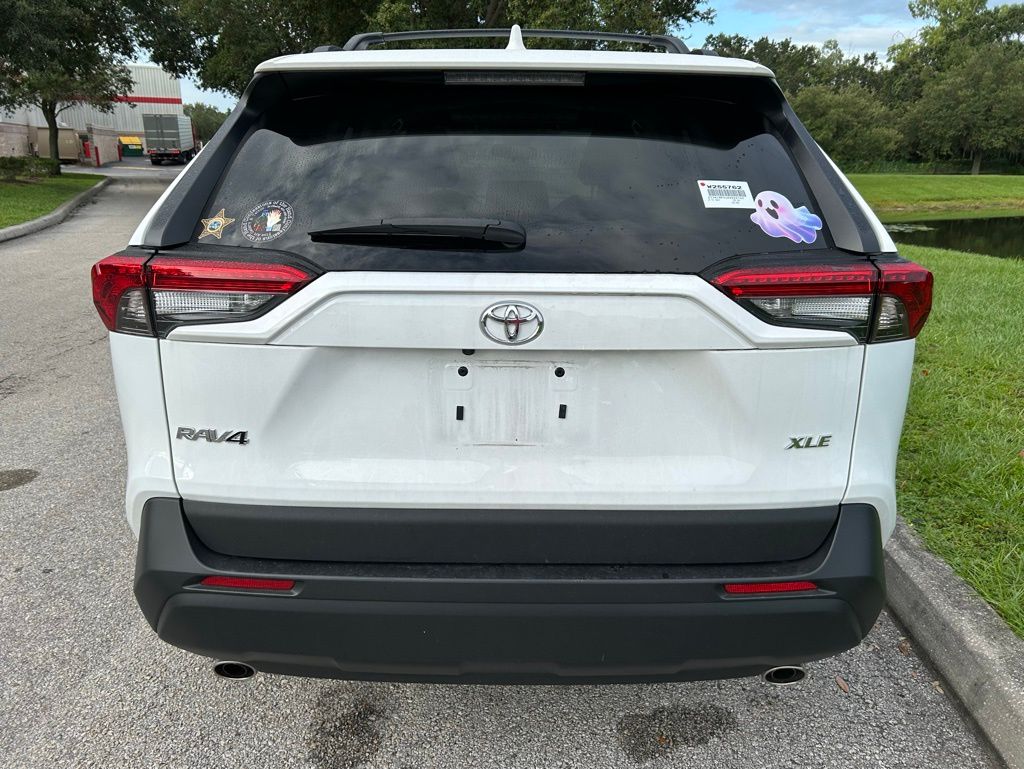 Thumbnail: 2023 Toyota RAV4 - 4