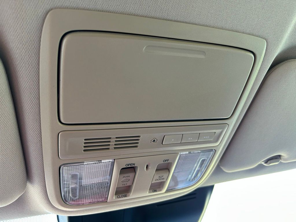 Thumbnail: 2018 Honda CR-V - 30