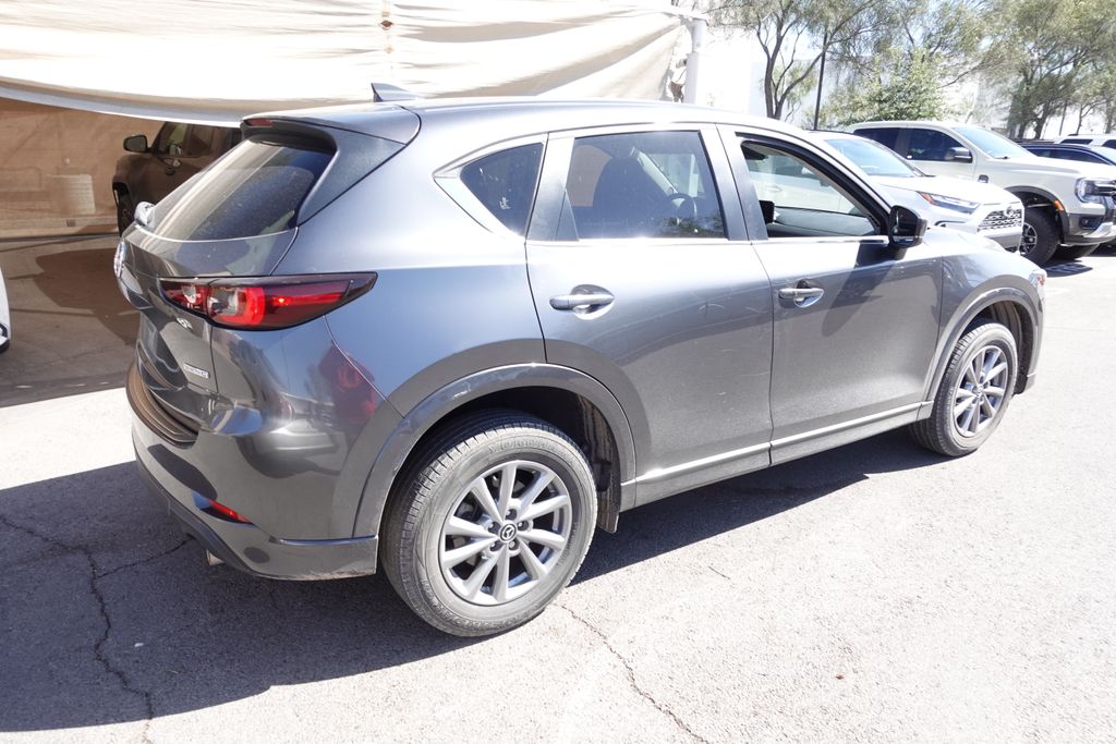 2024 Mazda CX-5 S Select Package Auto AWD's photo