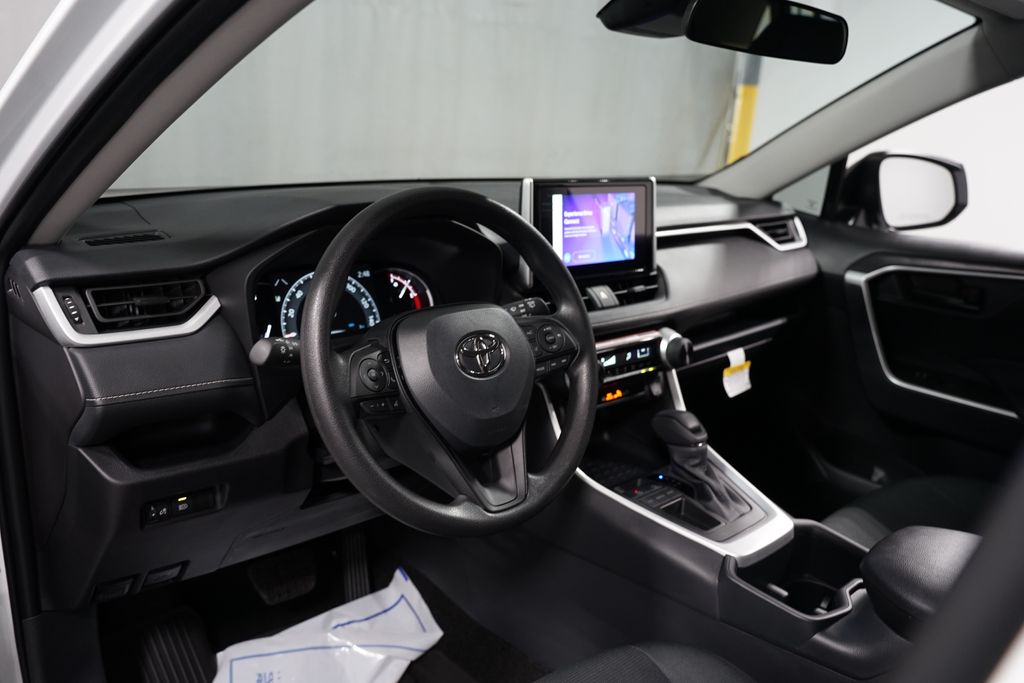 Thumbnail: 2025 Toyota RAV4 - 11