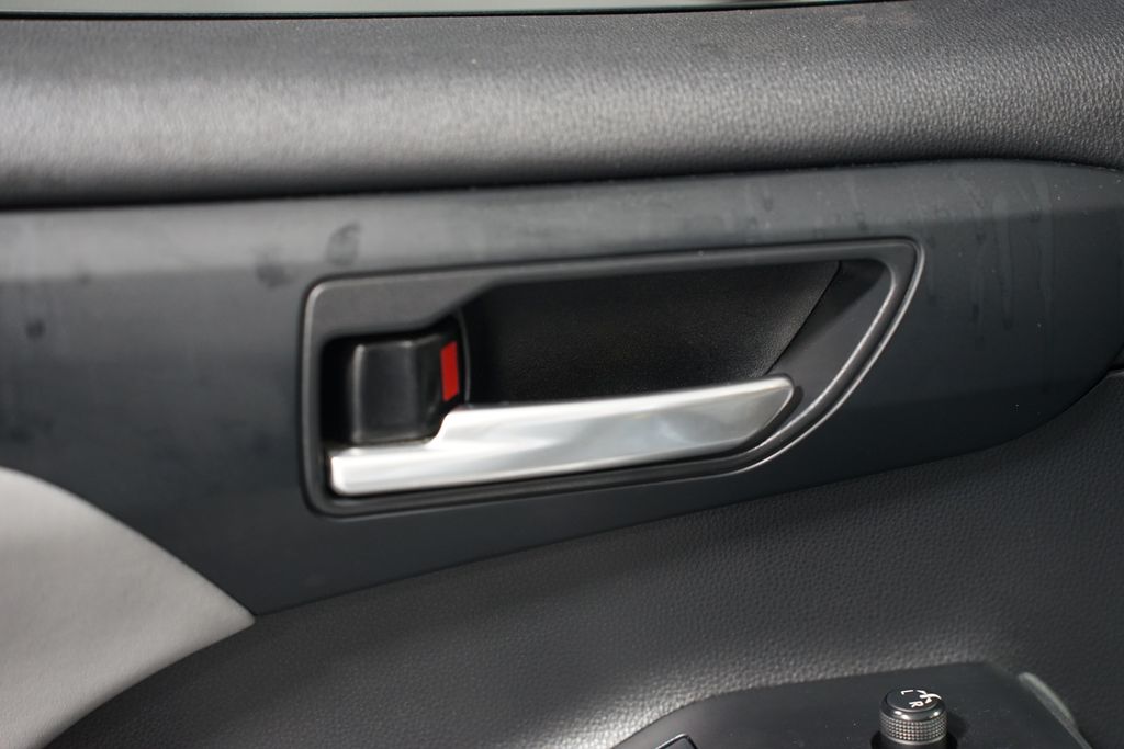 2021 Toyota Highlander XLE 32