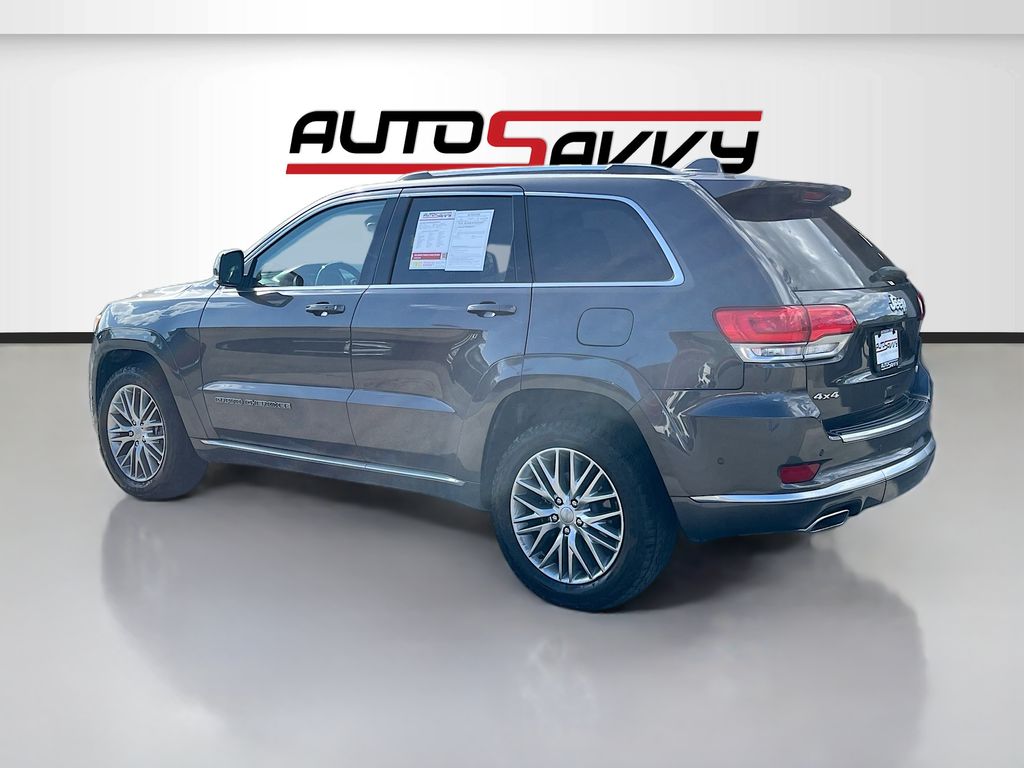Used 2018 Gray Jeep Summit image 5