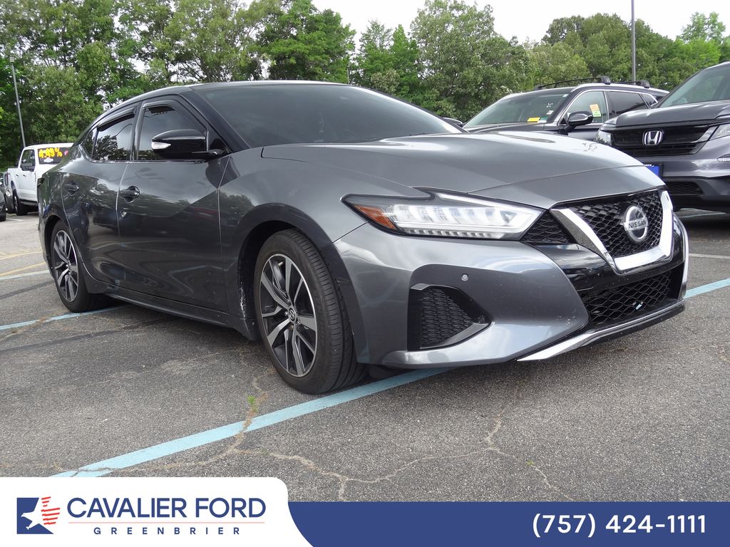 2020 Nissan Maxima SL's photo
