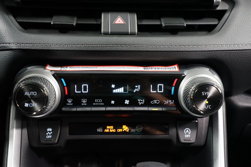 Thumbnail: 2025 Toyota RAV4 - 20