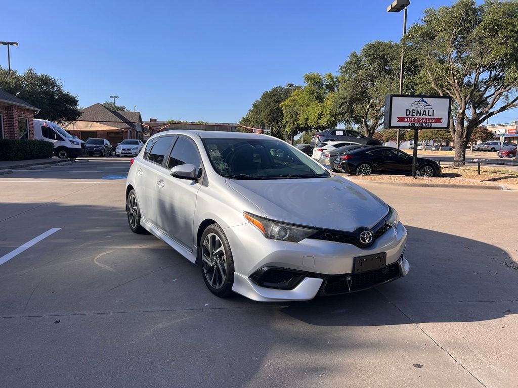 Classic Silver Metallic 2017 Toyota Corolla Sedan  6-Speed Manual