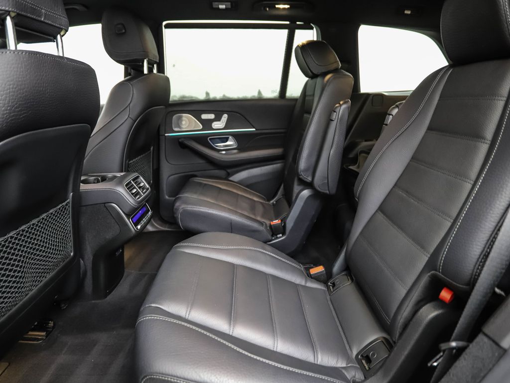 Thumbnail: 2023 Mercedes-Benz GLS - 22