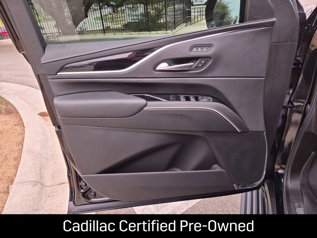 Used Car 2023 Cadillac Escalade  V-series For Sale Under $130,000 In Austin, Texas