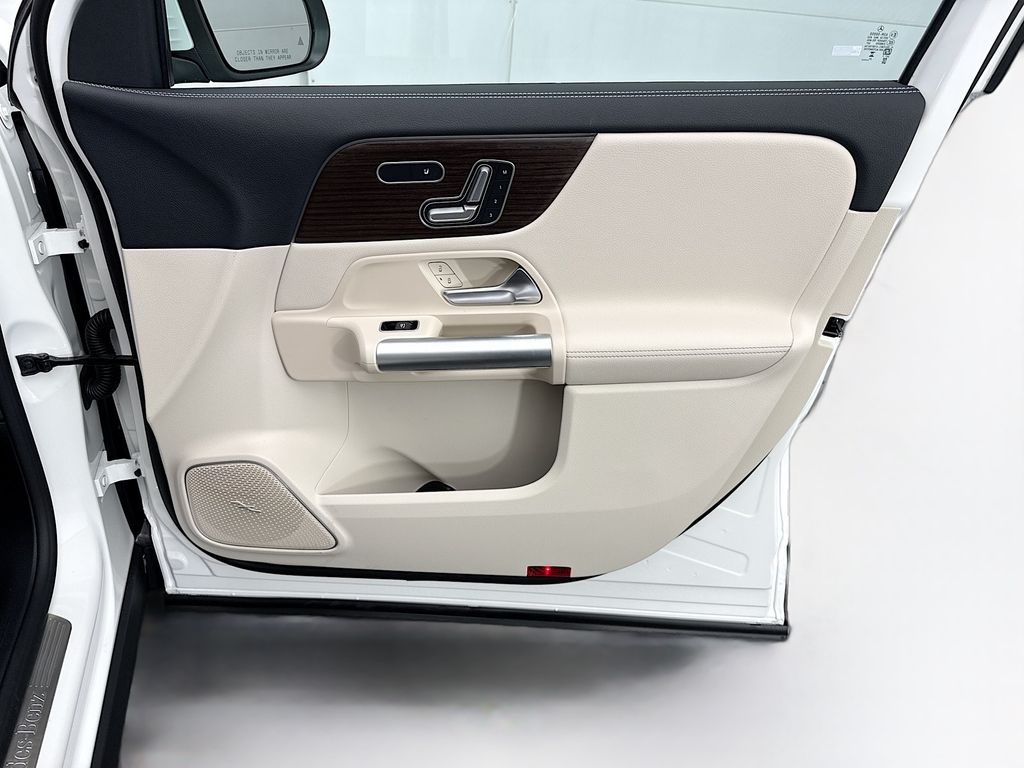 Thumbnail: 2026 Mercedes-Benz GLA - 23