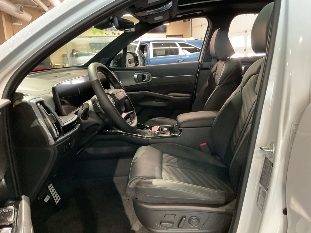 New 2026 White Kia X-Line SX Prestige image 9