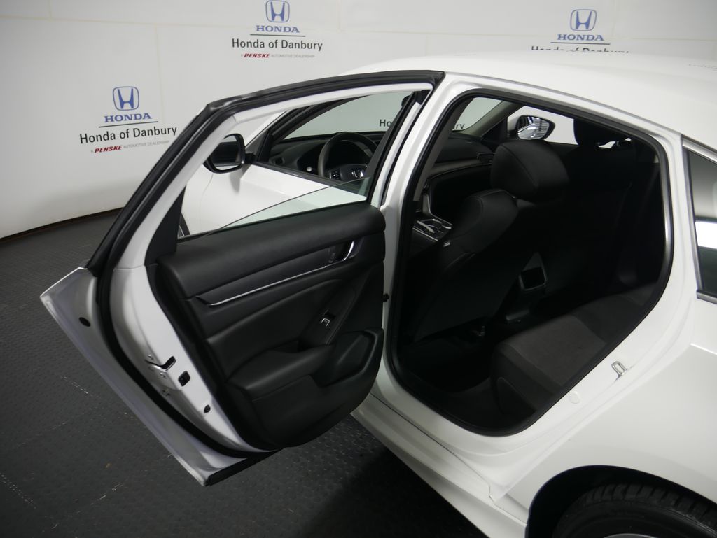 2020 Honda Accord LX 9