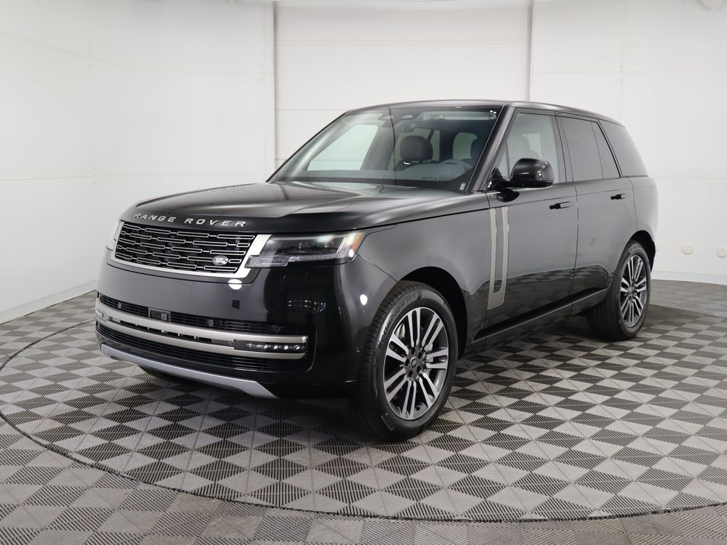 2025 Land Rover Range Rover SE Hero Image