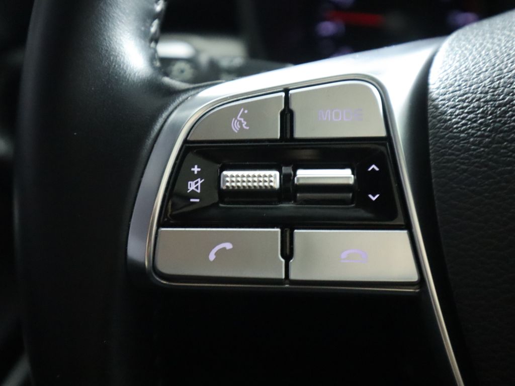 Thumbnail: 2020 Kia Telluride - 11