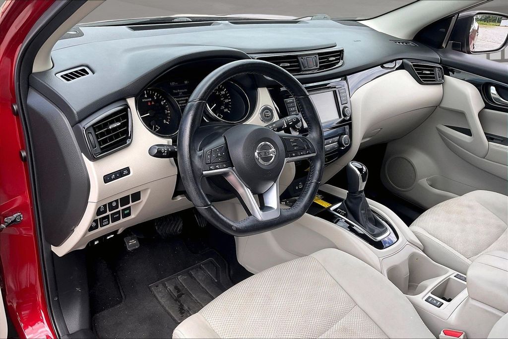 Used 2020 Nissan Rogue Sport SUV