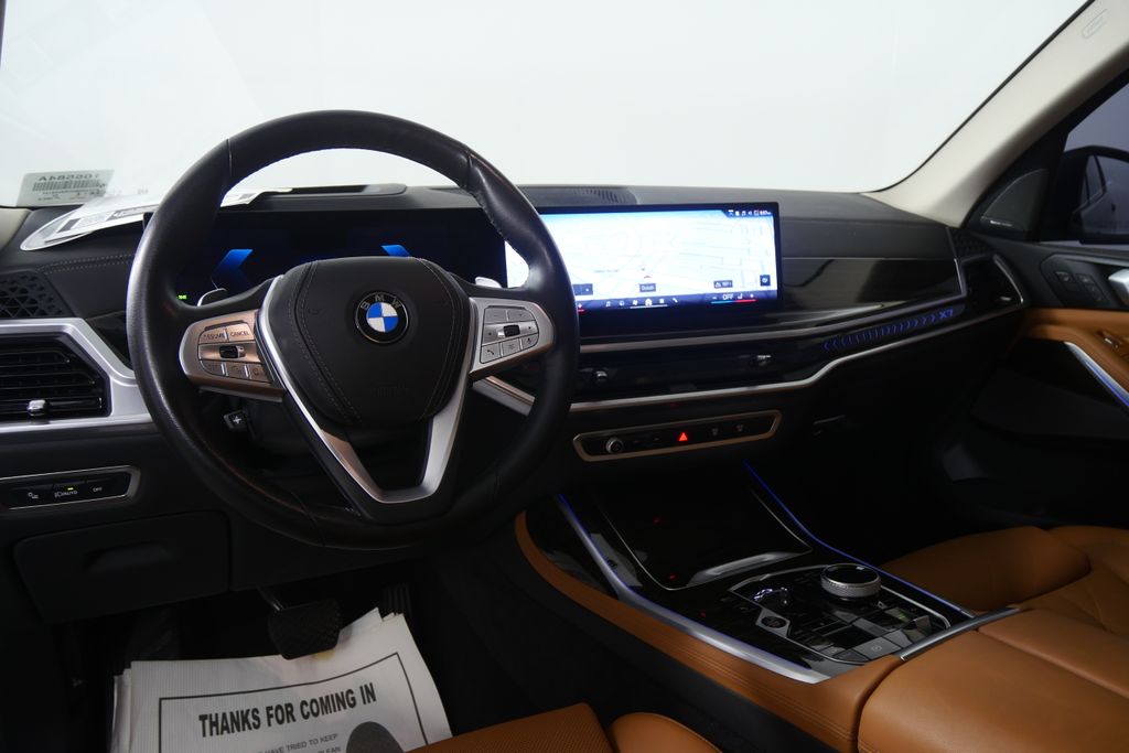 Thumbnail: 2024 BMW X7 - 17
