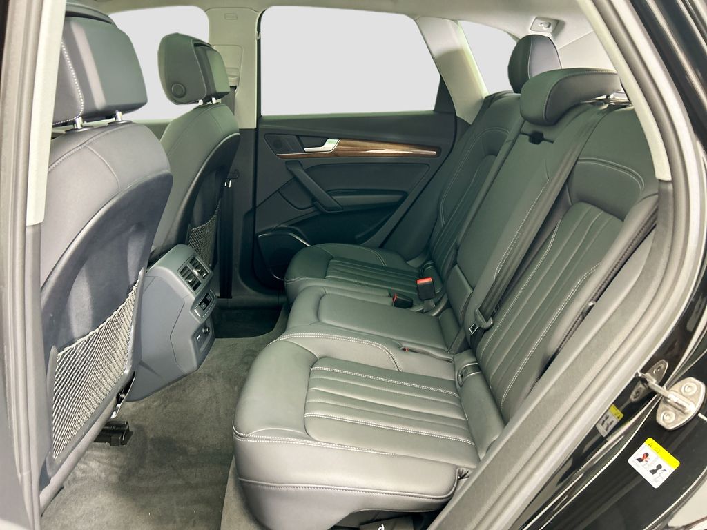 Thumbnail: 2023 Audi Q5 - 19