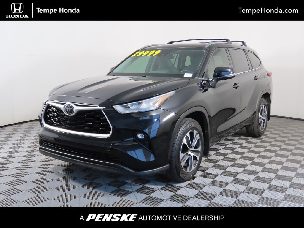 2020 Toyota Highlander XLE -
                Tempe, AZ