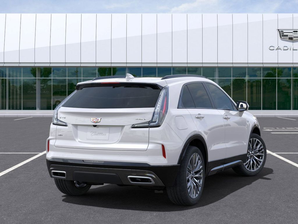 2024 Cadillac XT4 Sport 4