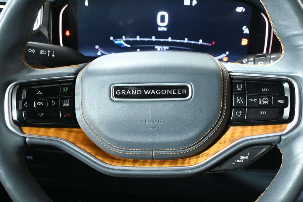 Thumbnail: 2022 Jeep Grand Wagoneer - 19
