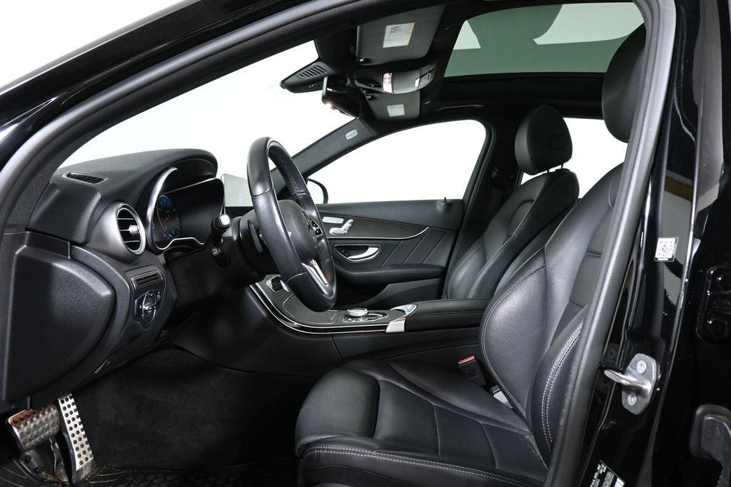 Thumbnail: 2020 Mercedes-Benz C-Class - 3