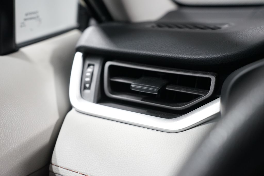 Thumbnail: 2024 Toyota RAV4 - 25