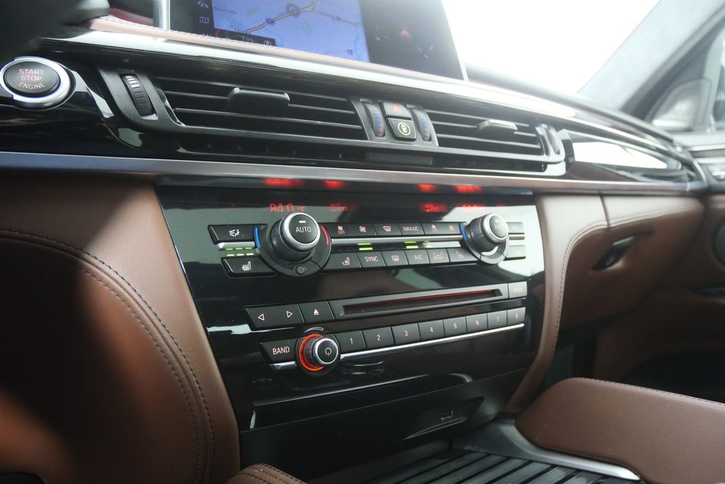 Thumbnail: 2019 BMW X6 - 26