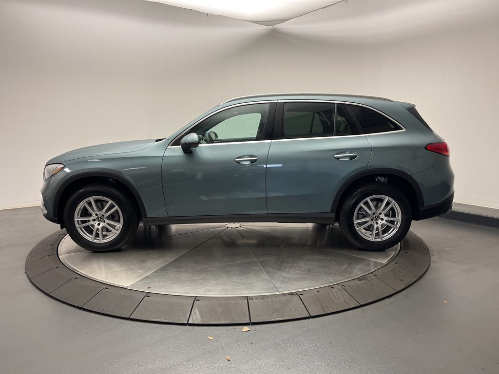 Thumbnail: 2026 Mercedes-Benz GLC - 4