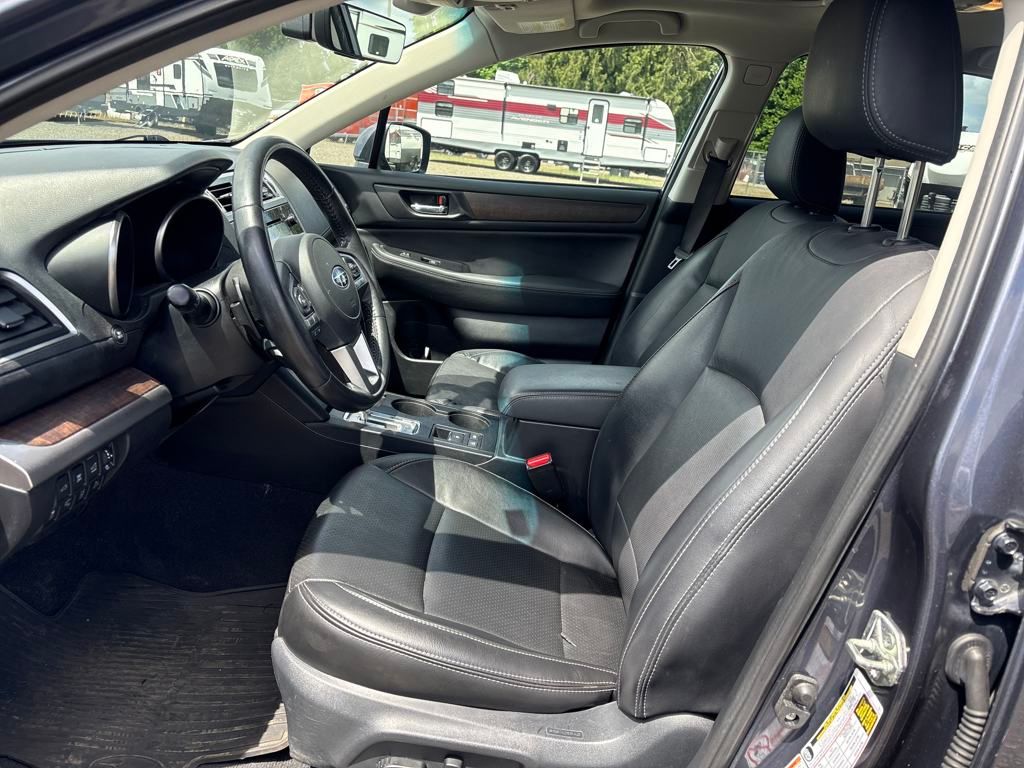 2017 Carbide Gray Metallic Subaru Outback 3.6R AWD SUV
