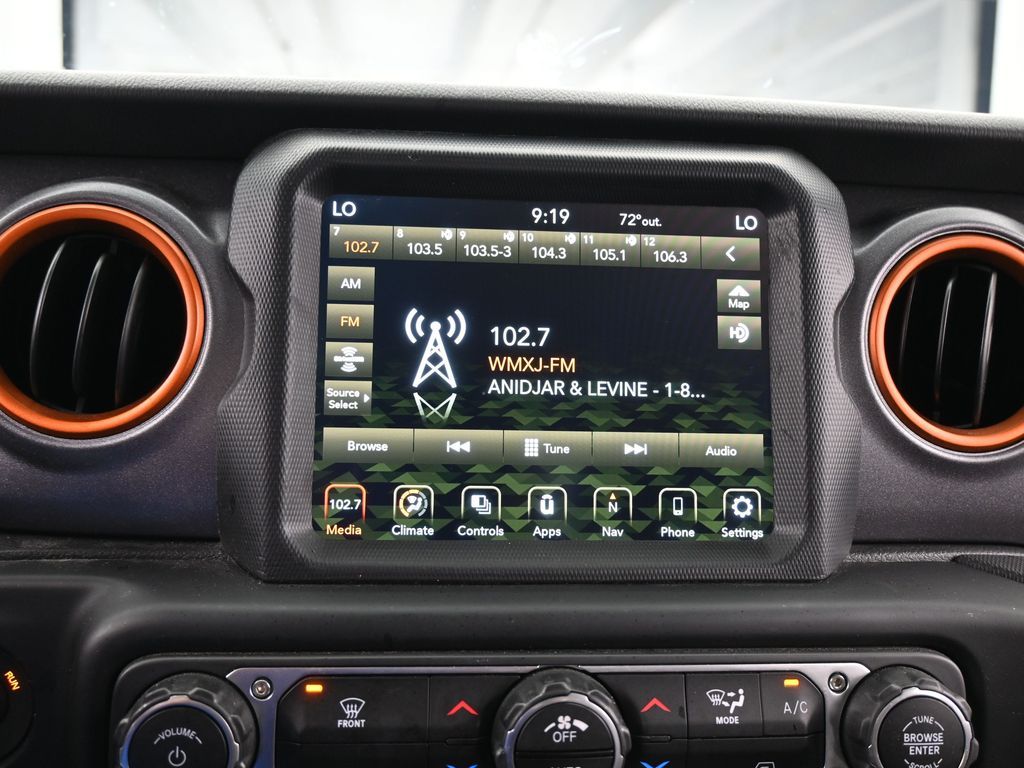 Used 2022 Bright White Clearcoat Jeep Mojave image 23