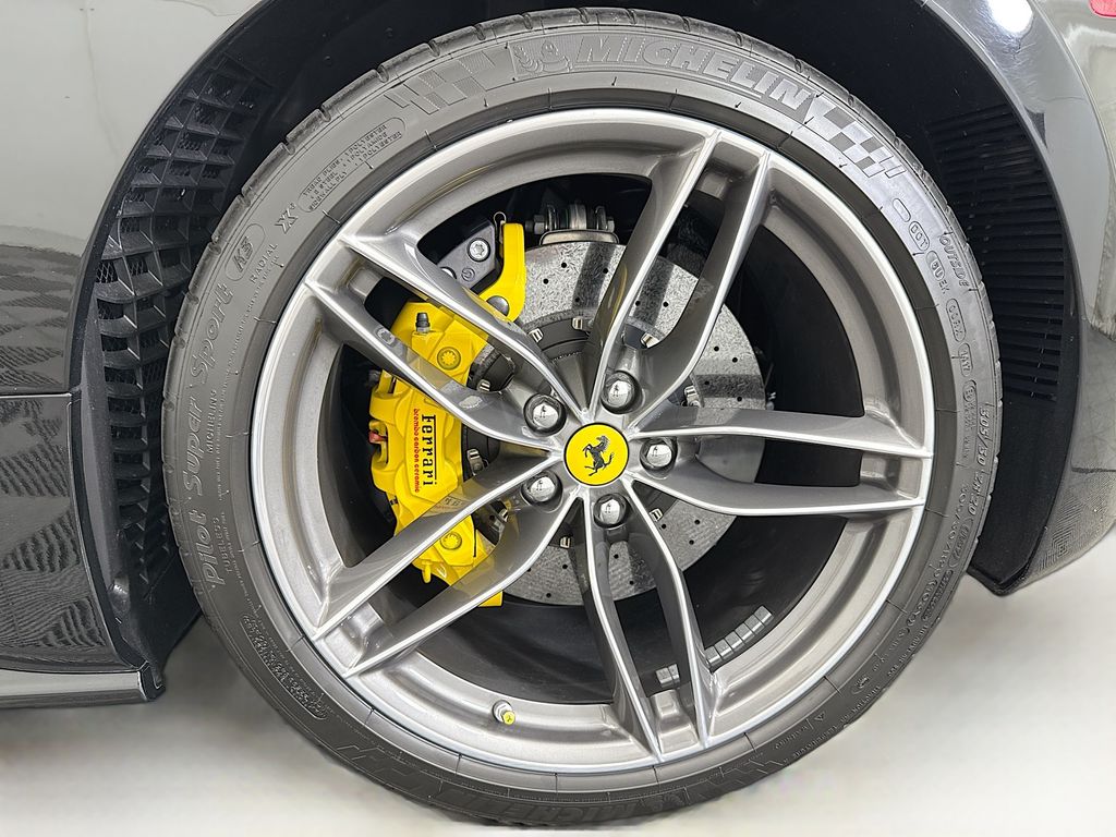 Thumbnail: 2018 Ferrari 488 - 27