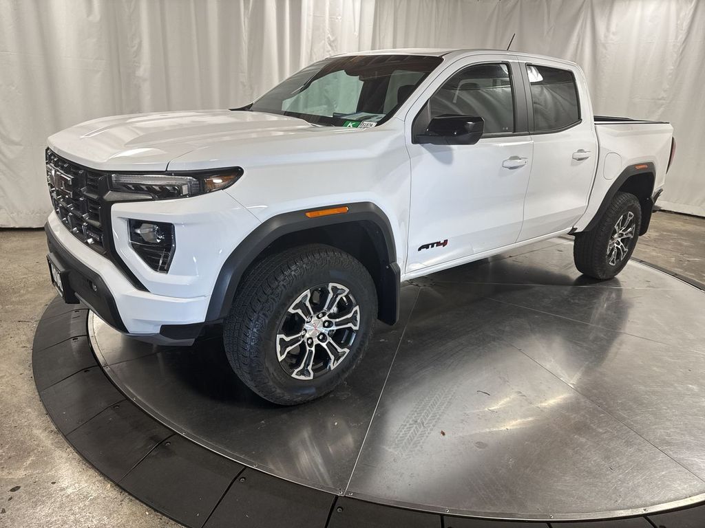 2023 GMC Canyon AT4 2023 GMC Canyon AT4