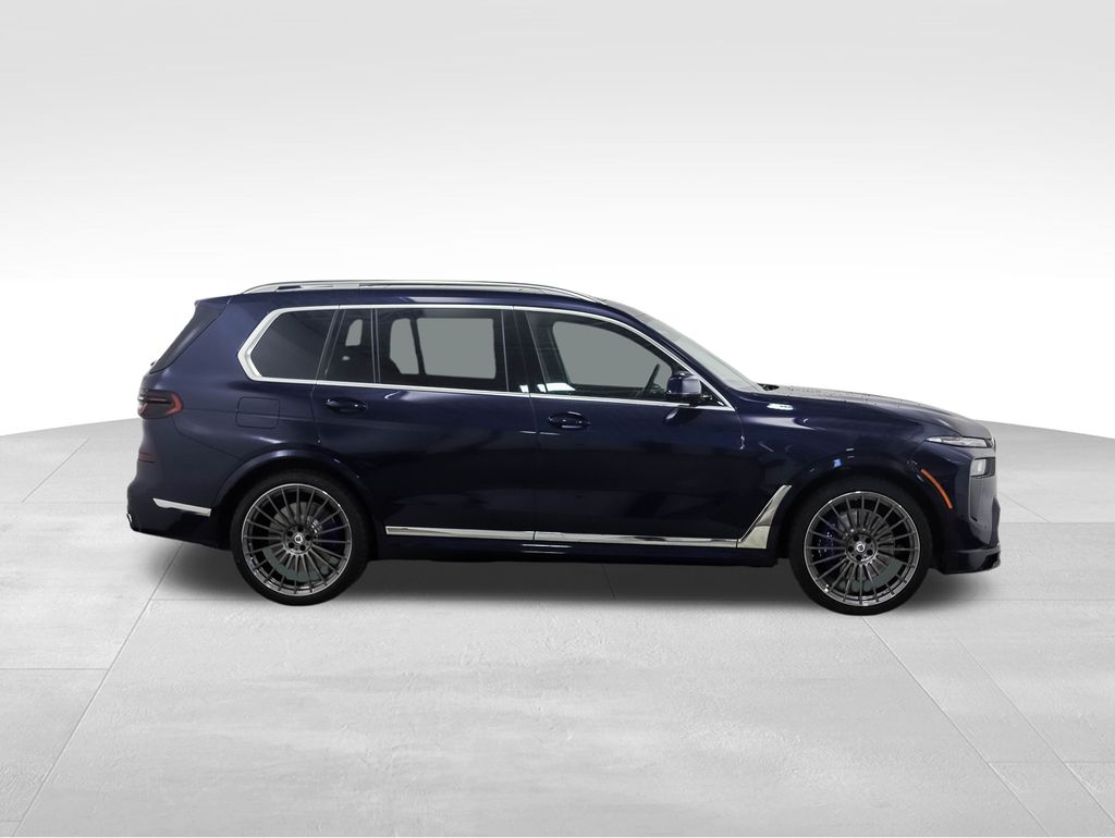 Thumbnail: 2026 BMW X7 - 6