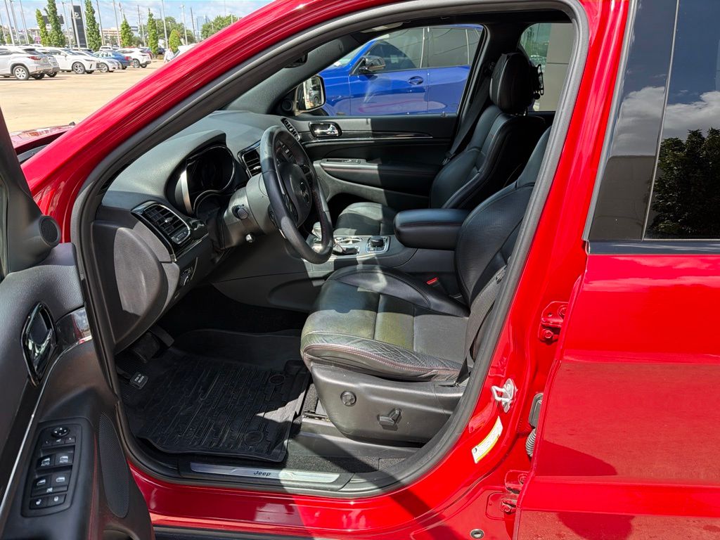 2019 Jeep Grand Cherokee Trailhawk Red at Bayway Cadillac of The Woodlands