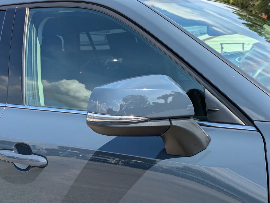 2025 Toyota Grand Highlander LE