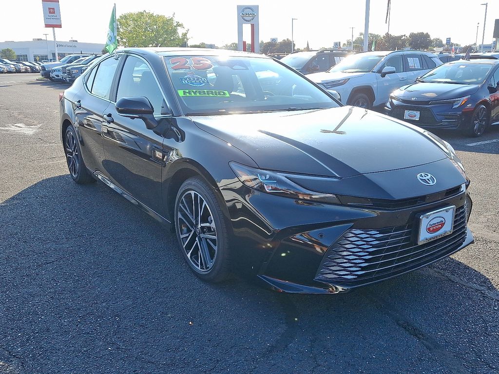 Thumbnail: 2025 Toyota Camry - 3