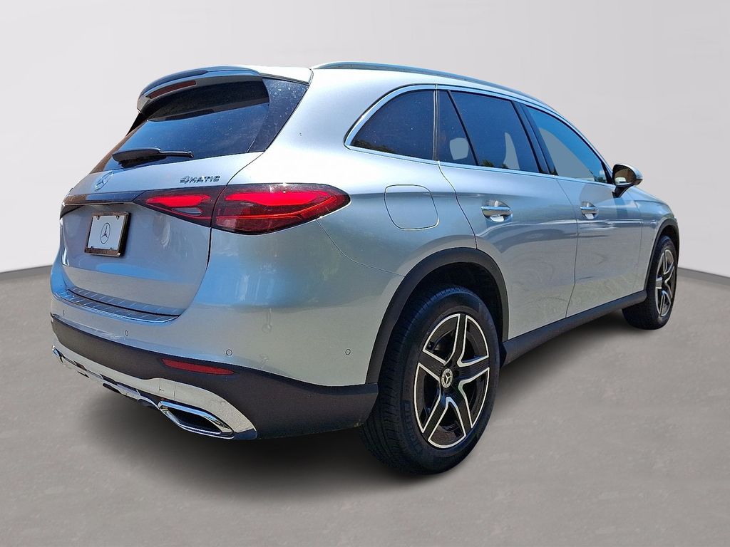 Thumbnail: 2026 Mercedes-Benz GLC - 4