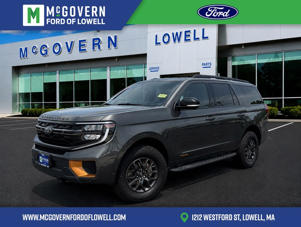Dark Matter Gray Metallic 2025 Ford Expedition SUV / Crossover Four-Wheel Drive Automatic