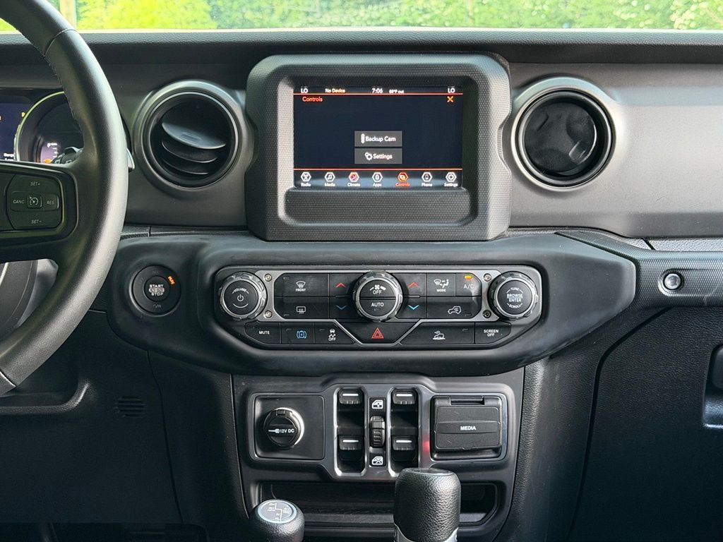 2023 Jeep Wrangler #49