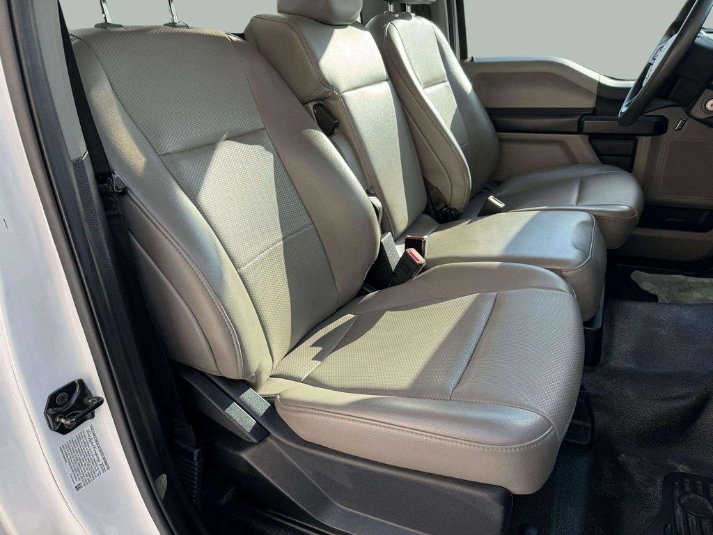 Used 2020 Oxford White Ford XL image 21