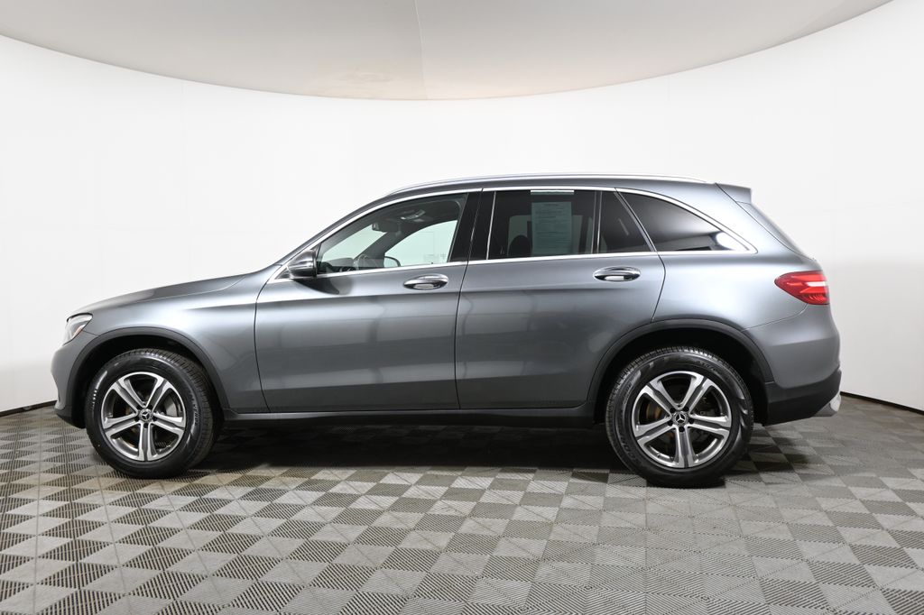 Thumbnail: 2019 Mercedes-Benz GLC - 2