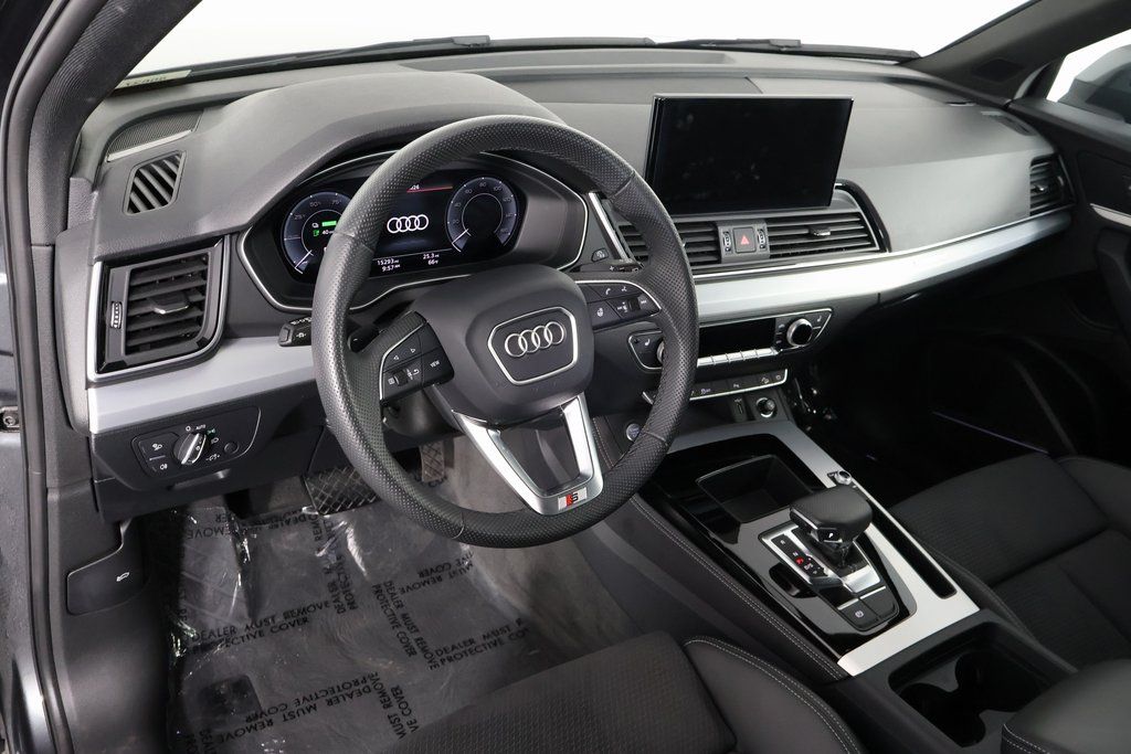 Thumbnail: 2024 Audi Q5 - 7