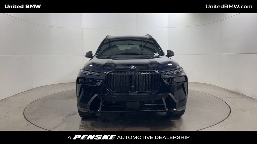 Thumbnail: 2026 BMW X7 - 3