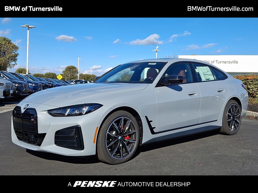 Thumbnail: 2025 BMW i4 - 1