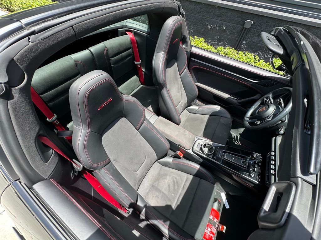 Thumbnail: 2023 Porsche 911 - 15