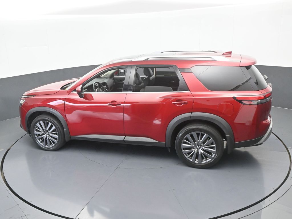 Used 2024 Scarlet Ember Nissan SL image 62